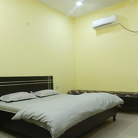 G G Multi Complex Hotel Meerut Ngoại thất bức ảnh
